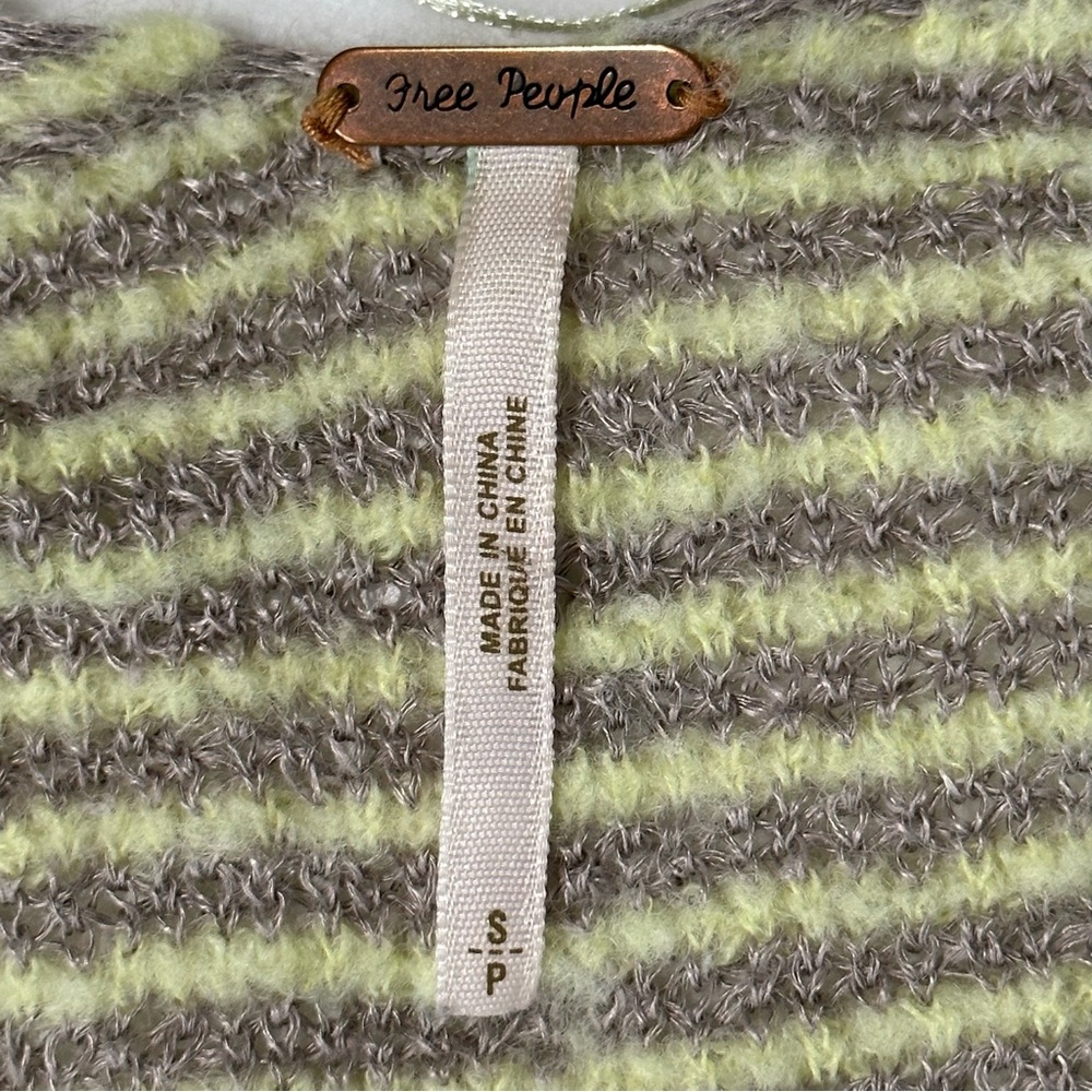 FREE PEOPLE Crop Sweater Stripe Long sleeve Lime Gray Linen Wool Blend s… - Picture 7 of 12